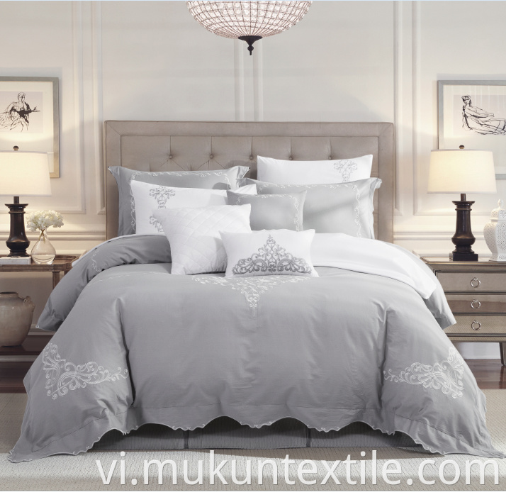  Cotton Embroidery Bedding Set